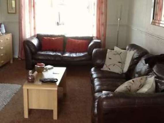 3 Bedroom Semi-Detac...