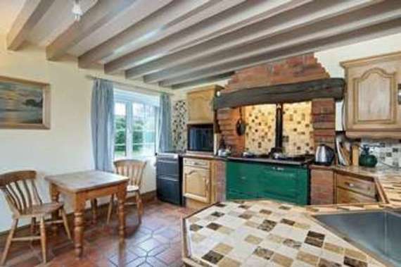 5&nbsp;Bedroom&nbsp;Detached