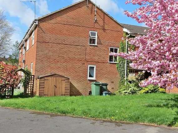 1 Bedroom Flat