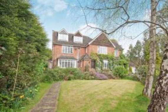 6 Bedroom Detached