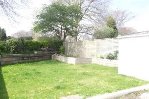 2&nbsp;Bedroom&nbsp;Detached