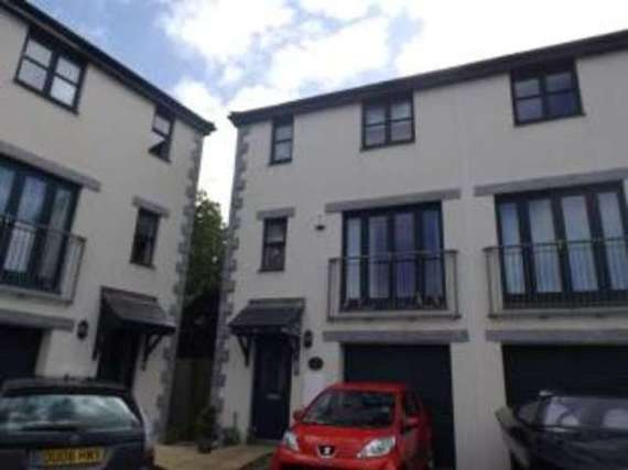 2 Bedroom Semi-Detac...