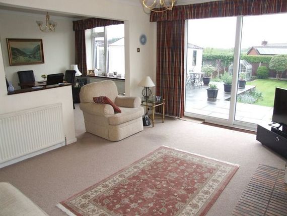 3 Bedroom Semi-Detac...