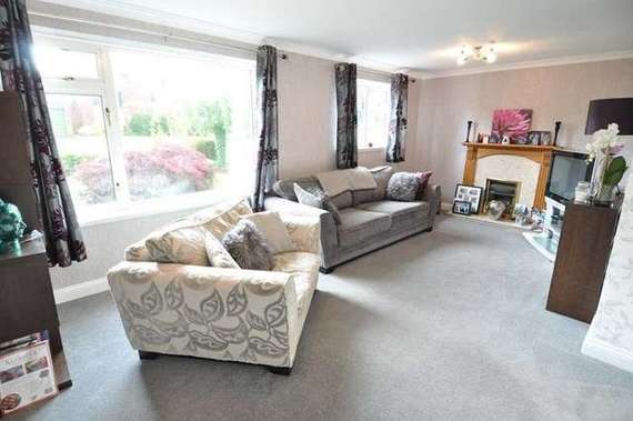 4 Bedroom Semi-Detac...