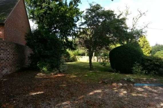 5 Bedroom Detached