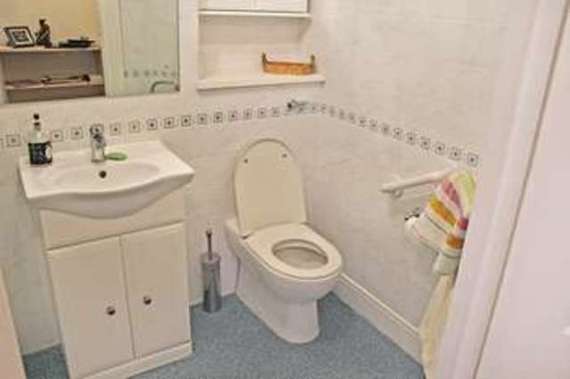 1 Bedroom Retirement...