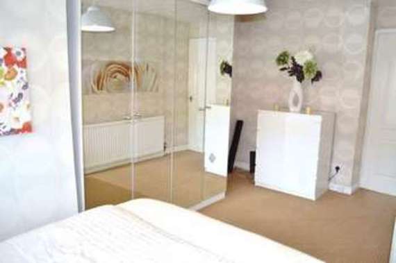3 Bedroom Semi-Detac...