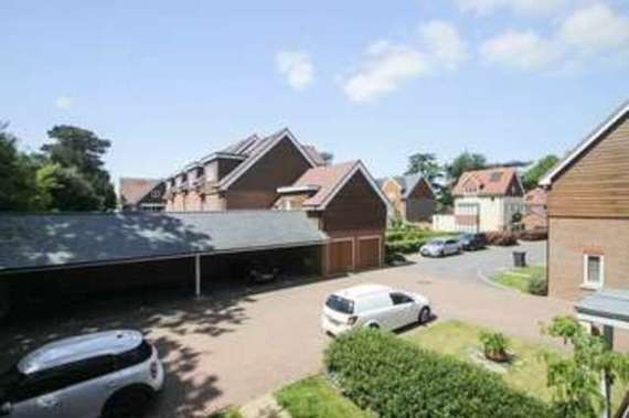 4 Bedroom Terraced