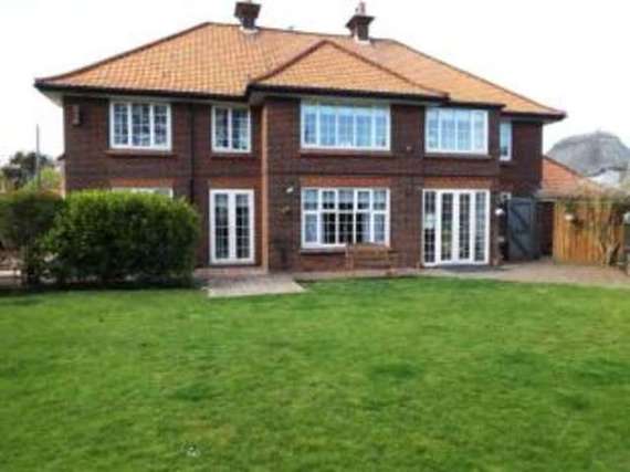 6 Bedroom Detached