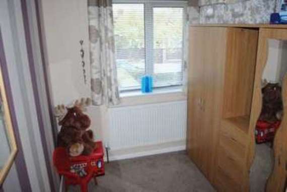 4 Bedroom Semi-Detac...