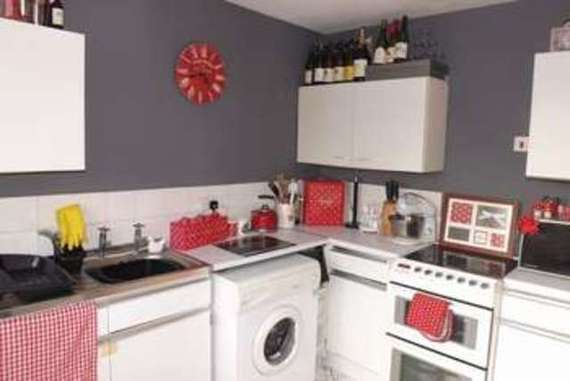 1 Bedroom Flat