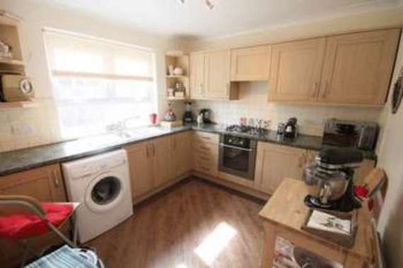 3 Bedroom Semi-Detac...