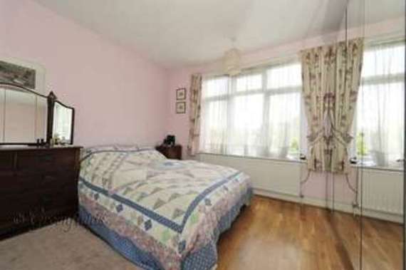 4 Bedroom Semi-Detac...