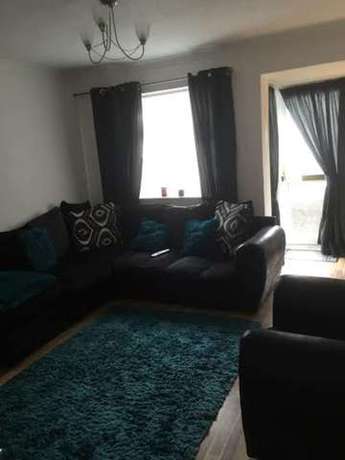 2 Bedroom End of Ter...