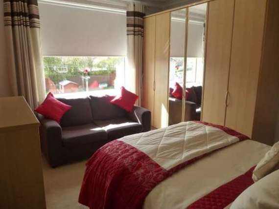 2 Bedroom Apartment