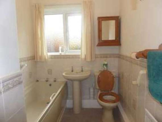 1 Bedroom Flat