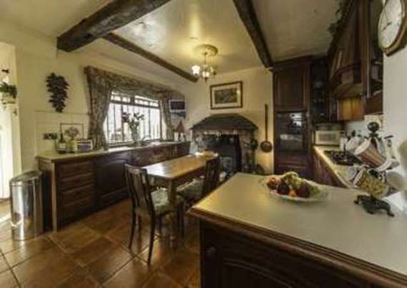 7 Bedroom Detached