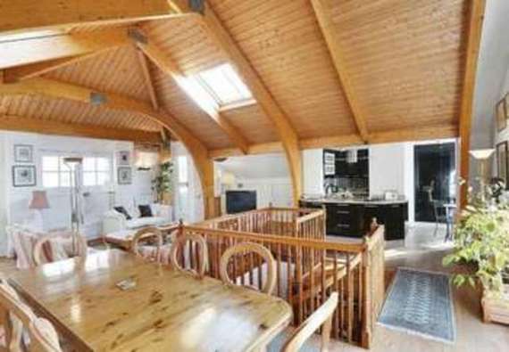 2 Bedroom Flat