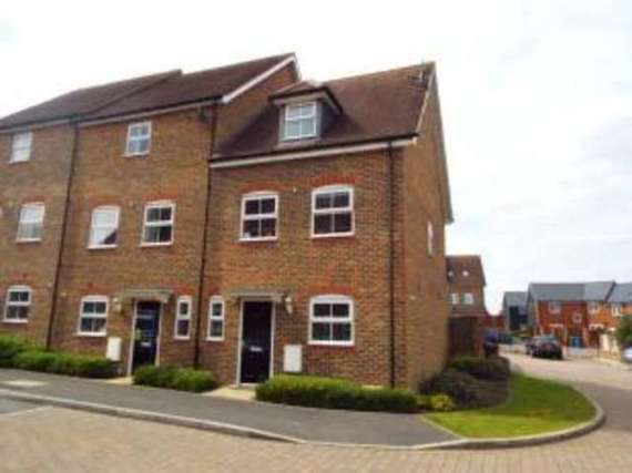 3 Bedroom End of Ter...