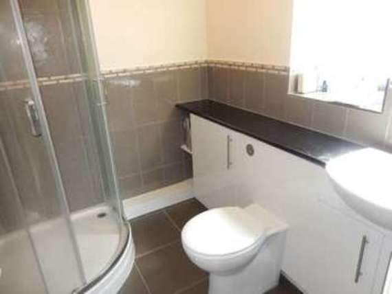 5 Bedroom Detached