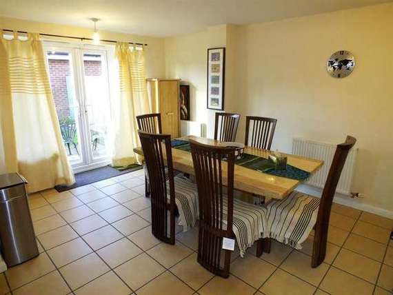 3 Bedroom Semi-Detac...