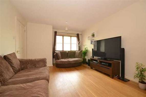 3&nbsp;Bedroom&nbsp;Semi-Detac...