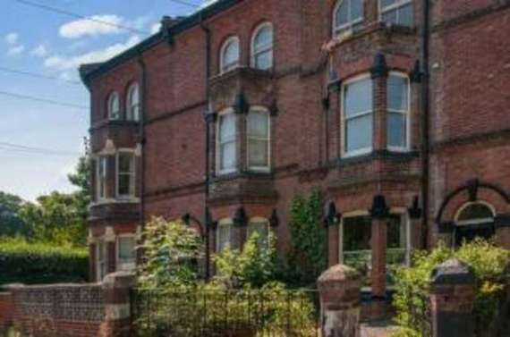 2 Bedroom Flat