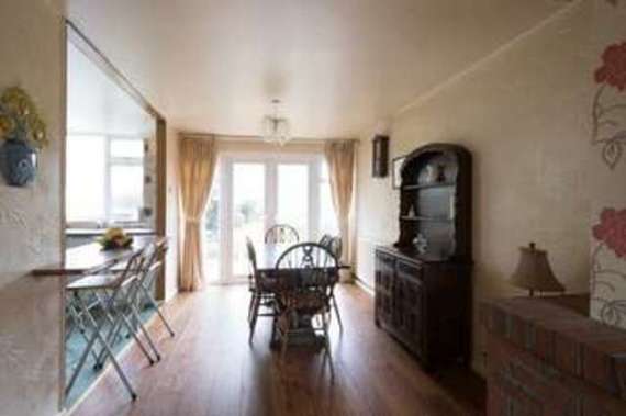 3&nbsp;Bedroom&nbsp;Terraced