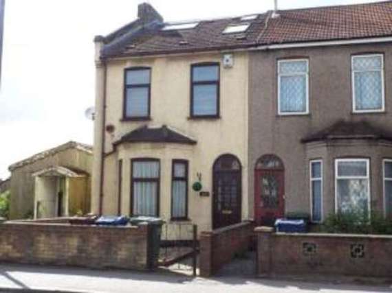 4 Bedroom End of Ter...