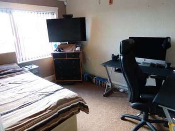 3 Bedroom Semi-Detac...