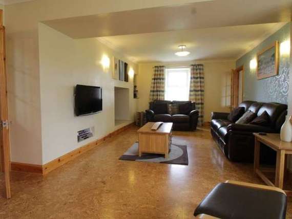 4 Bedroom Farm House