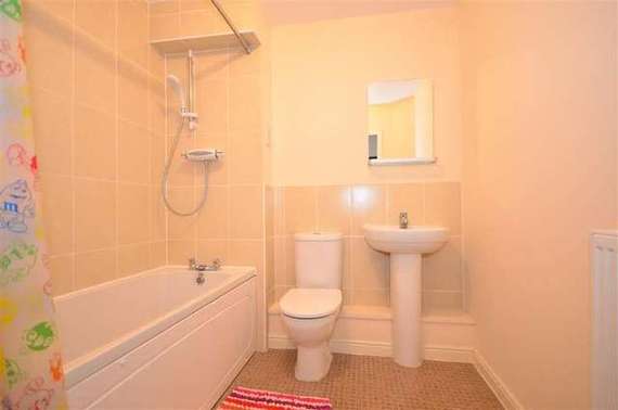 2 Bedroom Flat