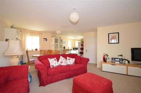 2 Bedroom Apartment