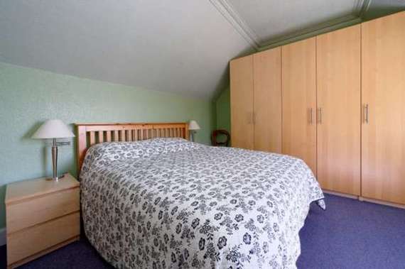 4 Bedroom Detached V...