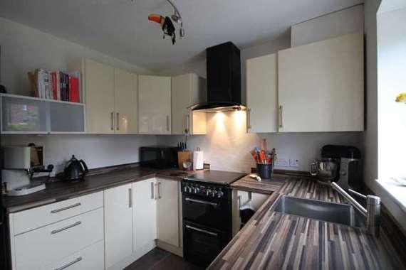 3 Bedroom Semi-Detac...