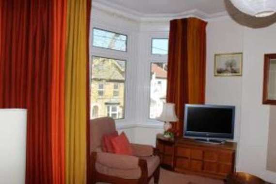 1 Bedroom Maisonette