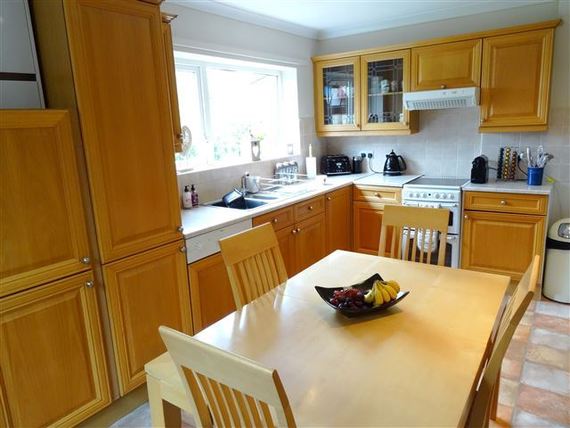 3 Bedroom Semi-Detac...