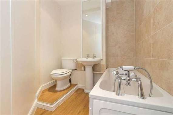 3&nbsp;Bedroom&nbsp;Semi-Detac...