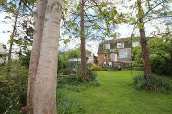 3 Bedroom Semi-Detac...
