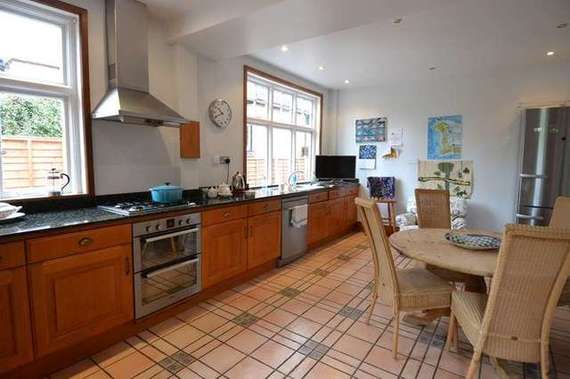 5 Bedroom Detached