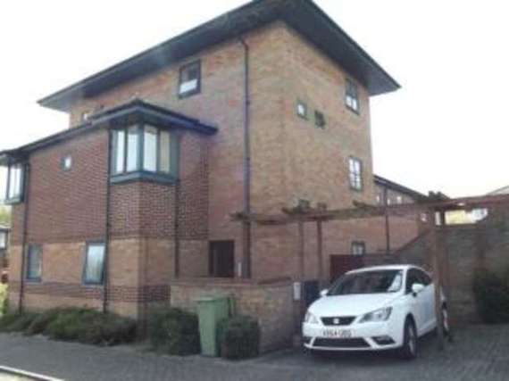 2 Bedroom Flat