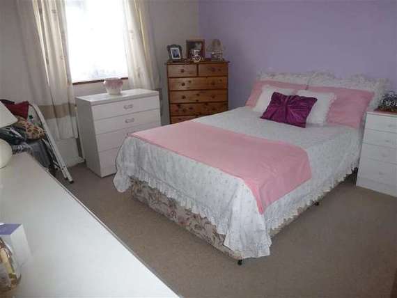 1 Bedroom Flat