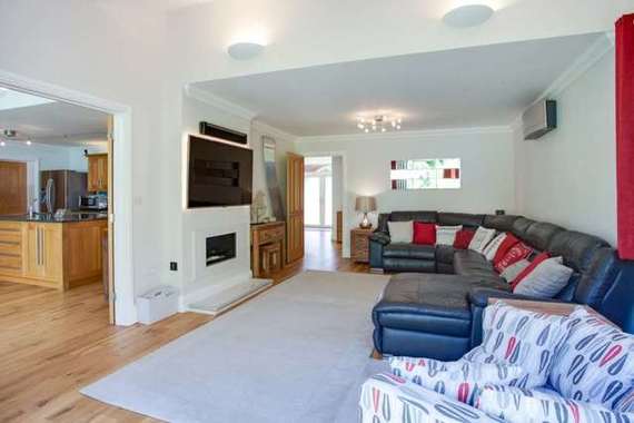 5 Bedroom Detached