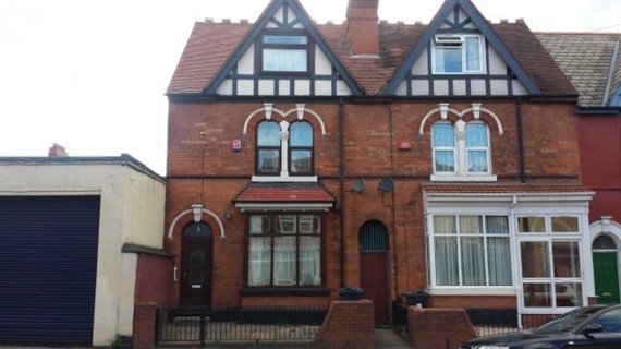 5 Bedroom End of Ter...