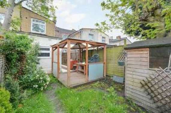 1 Bedroom Flat
