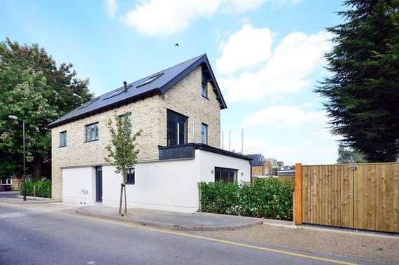 4 Bedroom Terraced