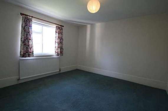 5&nbsp;Bedroom&nbsp;Detached