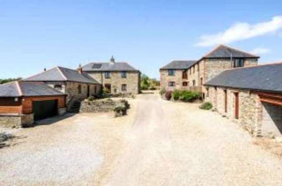 6 Bedroom Barn Conve...