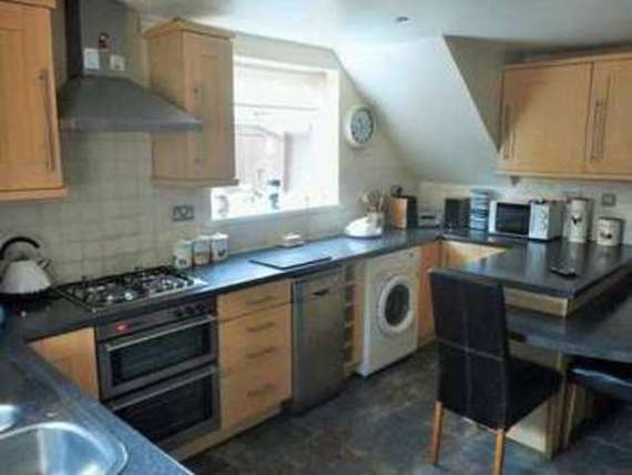 3 Bedroom Semi-Detac...