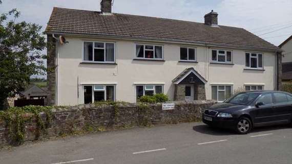 1 Bedroom Apartment